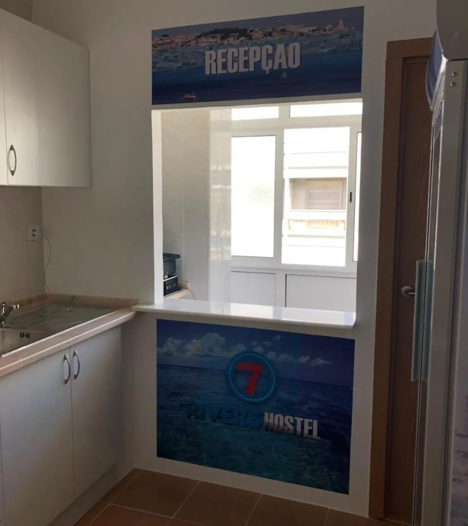 7 Rivers Hostel Lisbon